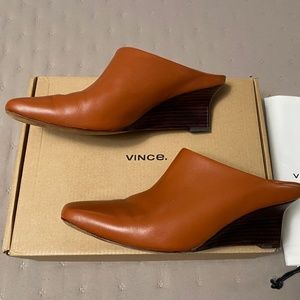 Vince Benita Mules Size 7 1/2